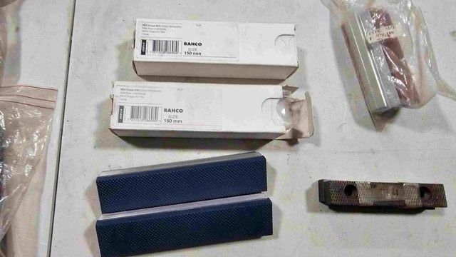 BAHCO 833FJ-6 MORDAZAS   TORNILLO DE BANCO  150mm