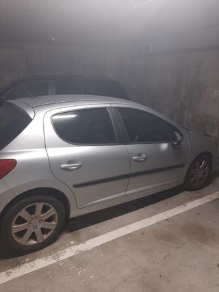 Peugeot 207 2007