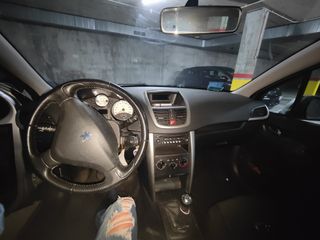 Peugeot 207 2007