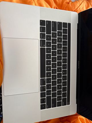 MacBook Pro 15' 2018 - Plata