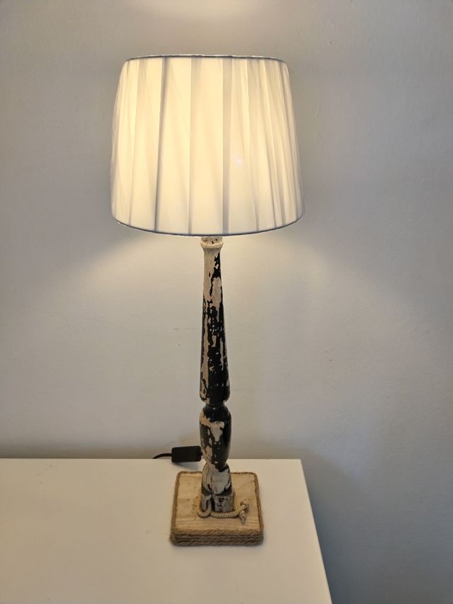 Lampada  legno  marino