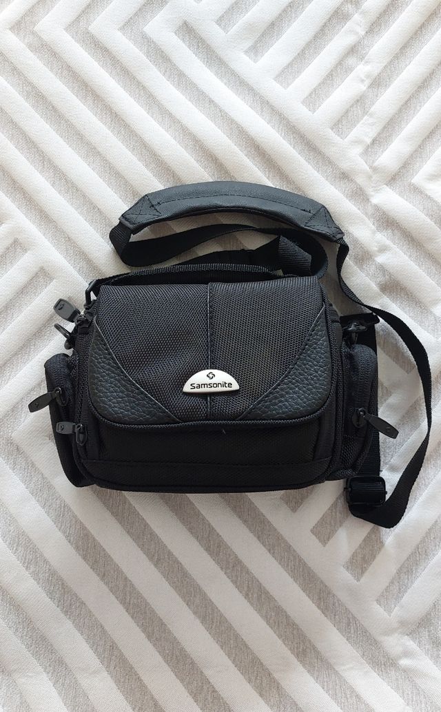 Funda cámara Samsonite negra