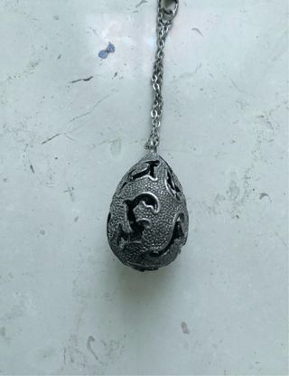 Collana con sonaglio