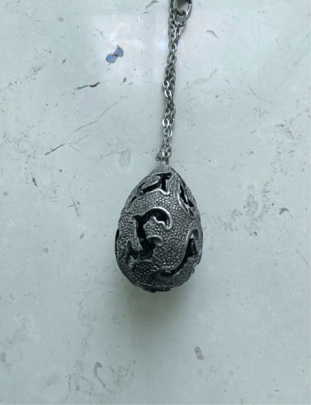 Collana con sonaglio