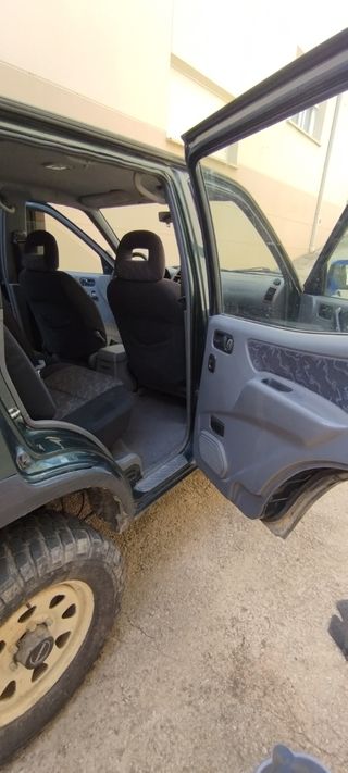 Nissan Terrano II 1999