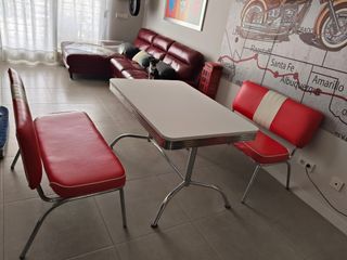 Mesa vintage años 80