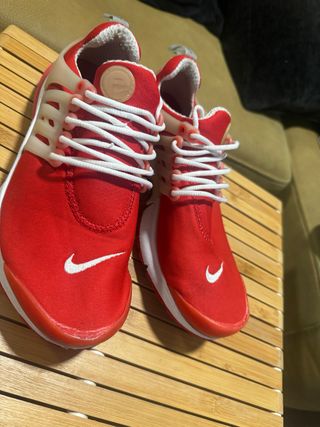 nike air presto rojas