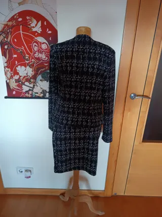 Traje de chaqueta y falda