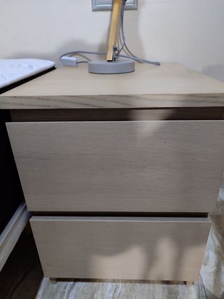 Cómoda y mesilla Ikea 