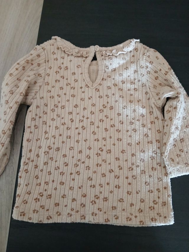 Jersey bebé Kiabi beige con estampado