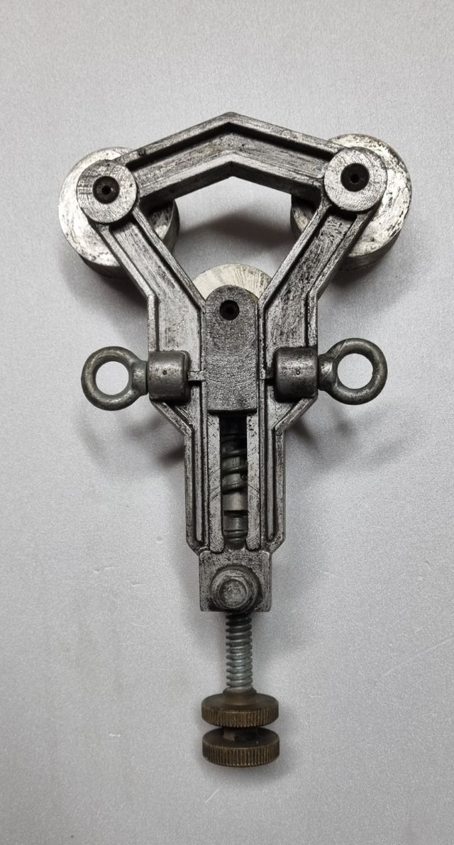 Carrucola antica per cavi