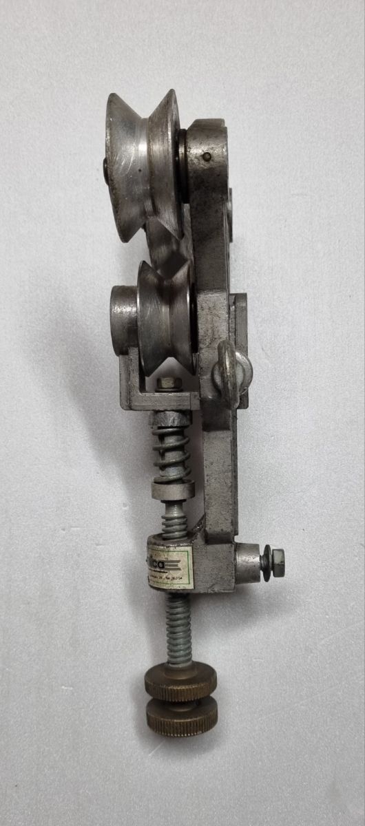 Carrucola antica per cavi