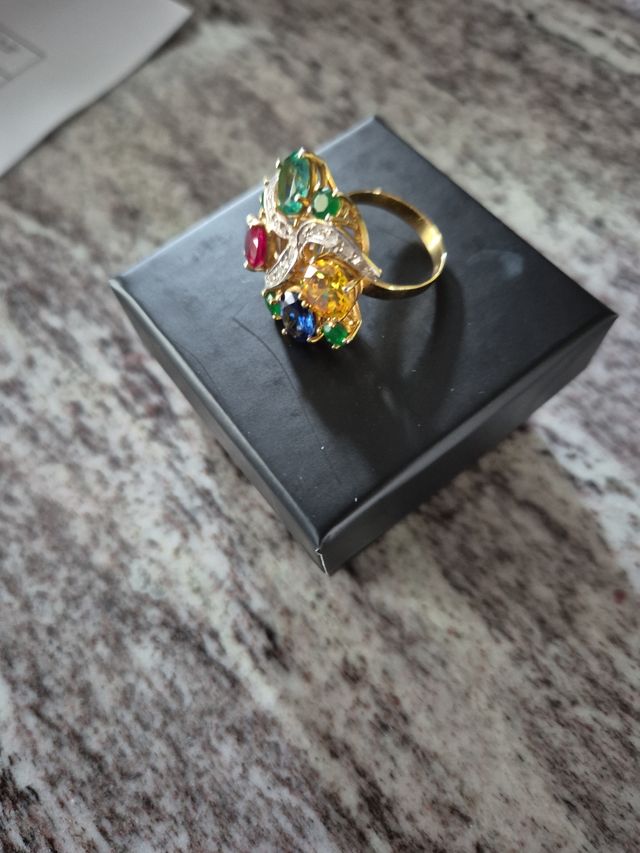 Anello oro 9kt | Pietre preziose
