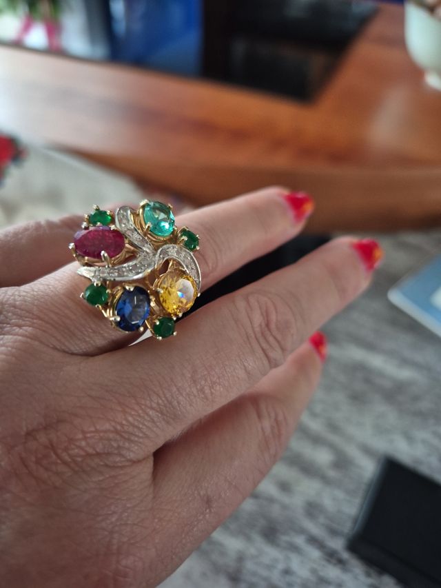 Anello oro 9kt | Pietre preziose