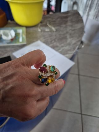 Anello oro 9kt | Pietre preziose