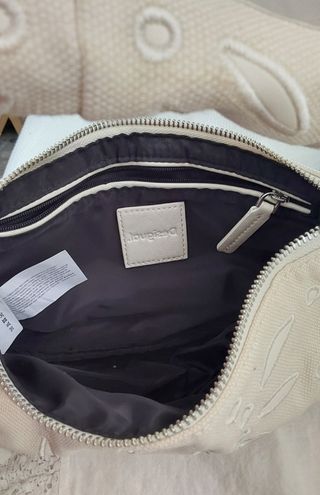 Bolso pequeño Desigual bordado suizo No negociable