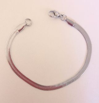Pulsera cadena serpiente acero.