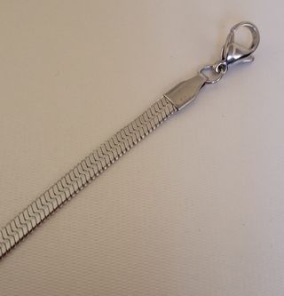 Pulsera cadena serpiente acero.