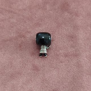 Charm Edna Disney pixar