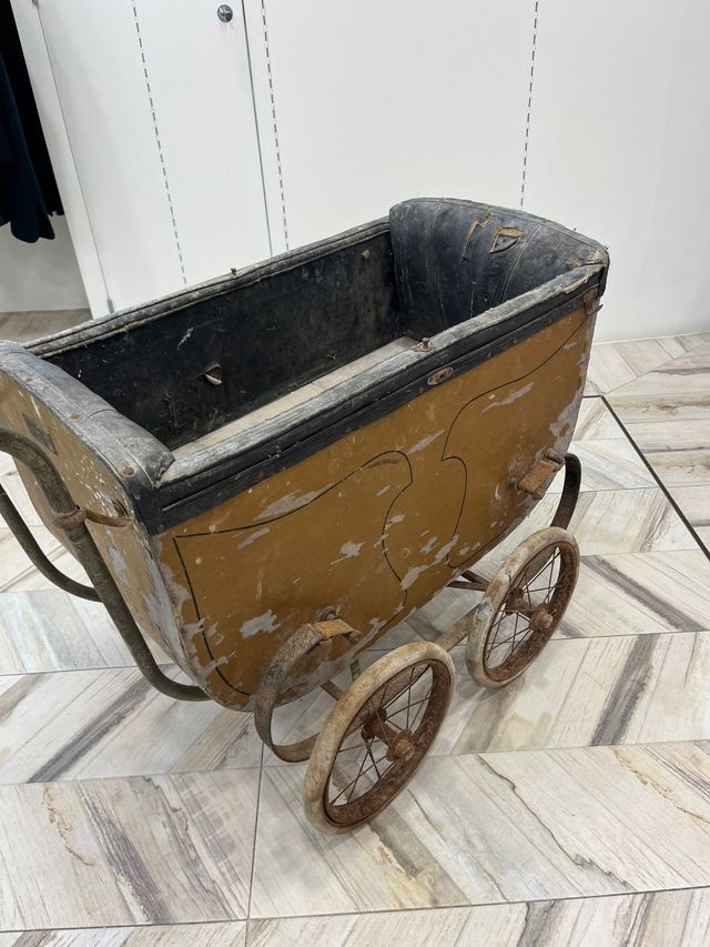 Carro de época antiguo