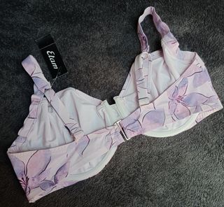Sujetador de bikini flores tonos lilas Etam nuevo