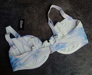 Sujetador de bikini tie-dye tonos azul Etam nuevo