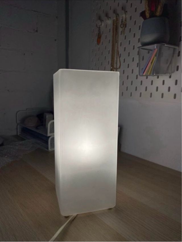 Lampada Ikea in cristallo bianco