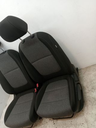 JUEGO ASIENTOS COMPLETO KIA STONIC (3)