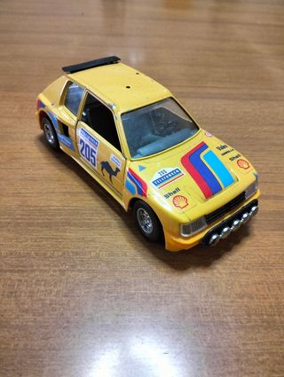 Peugeot 205 Turbo T16 Paris Dakar Burago