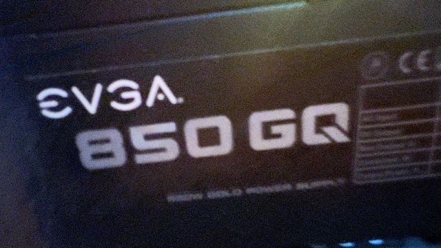 PC de alto rendimiento  monitor LG UltraWide 29”  ideal para edición de vídeo fotografía o gaming