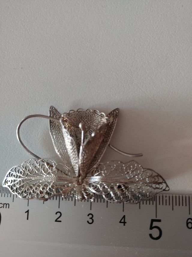 Broche antiguo de filigrana en plata