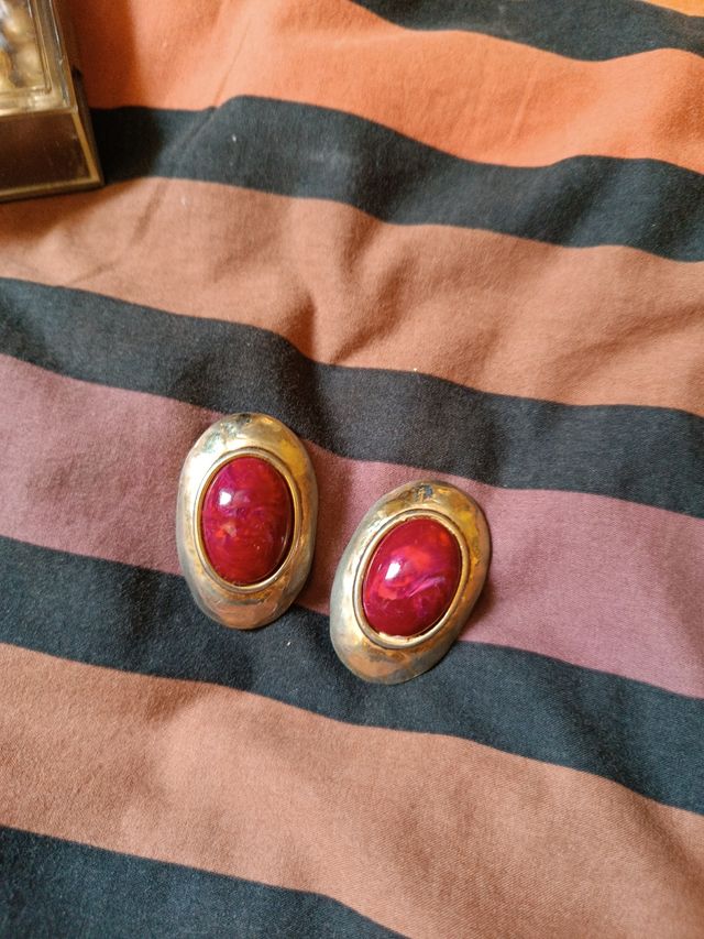 Pendientes vintage dorados años 70