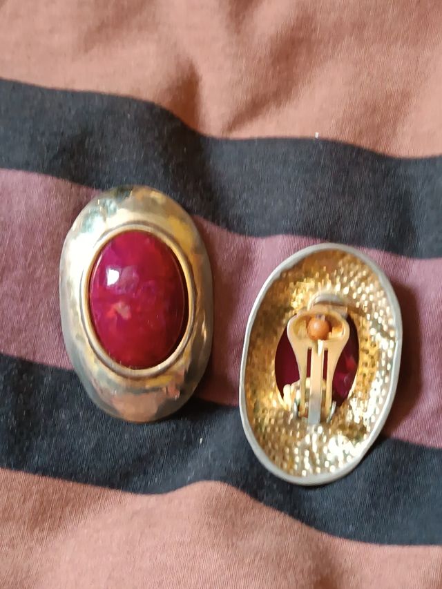 Pendientes vintage dorados años 70