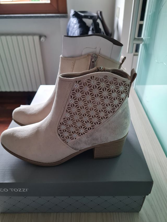 Stivaletti beige Marco Tozzi 40