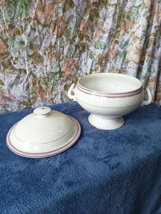 Sopera filo oro y rosa