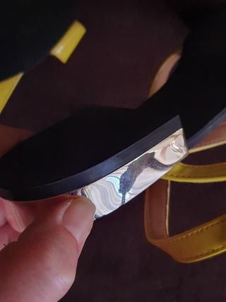 Sandalias amarillas Zara T.37