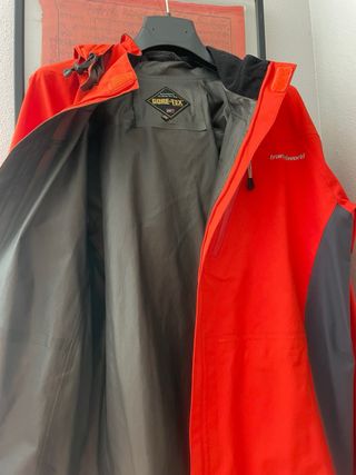 Chaqueta Gore-Tex Trangoworld
Talla M