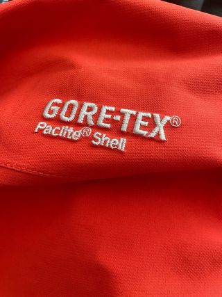 Chaqueta Gore-Tex Trangoworld
Talla M