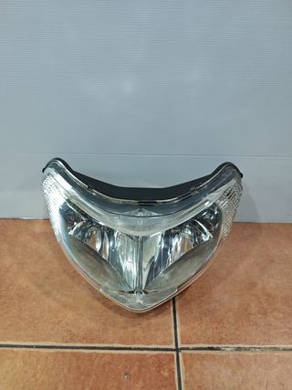 Faro Suzuki Burgman 125-150 carburación.