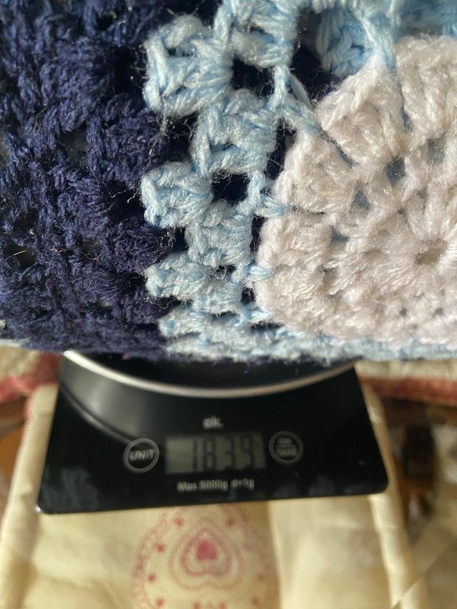 Coperta per nonna fatta a mano all'uncinetto (2,35 x 1,70)