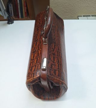 Maletín antiguo de medico