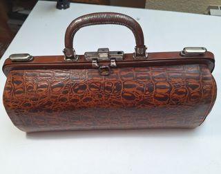 Maletín antiguo de medico