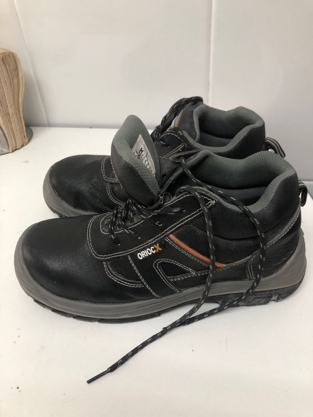 Zapatos Seguridad 42