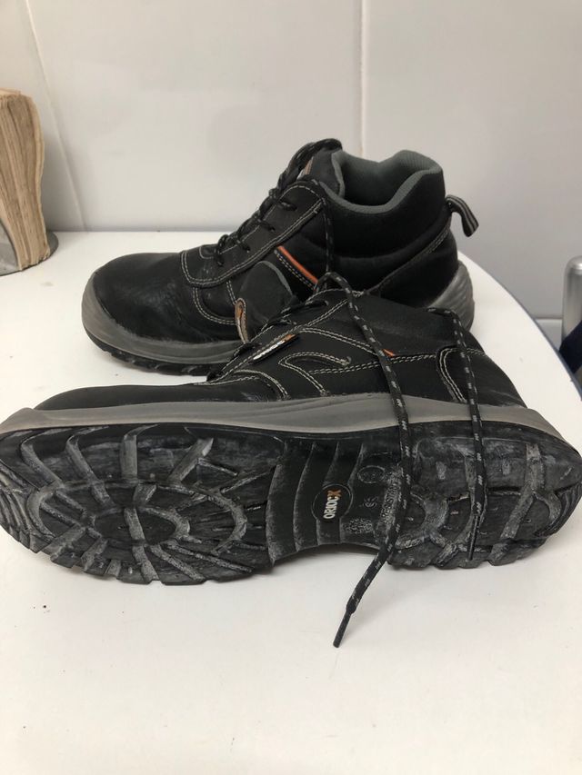 Zapatos Seguridad 42