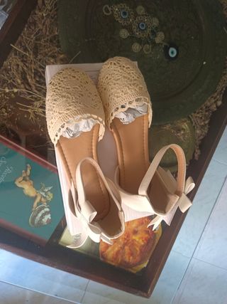 Sandalias de talla 36 beige 