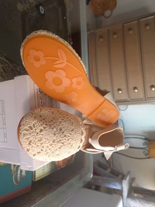 Sandalias de talla 36 beige 