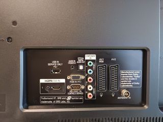 TV LG 32" LED LCD negra