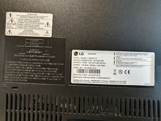 TV LG 32" LED LCD negra