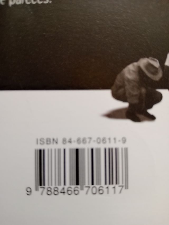 El medallón perdido (Espacio Abierto / Open Spa...