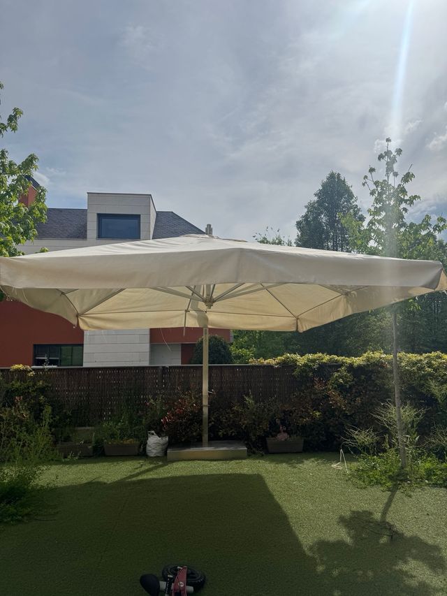 SCOLARO - Sombrilla terraza 330 x 330 aluminio
